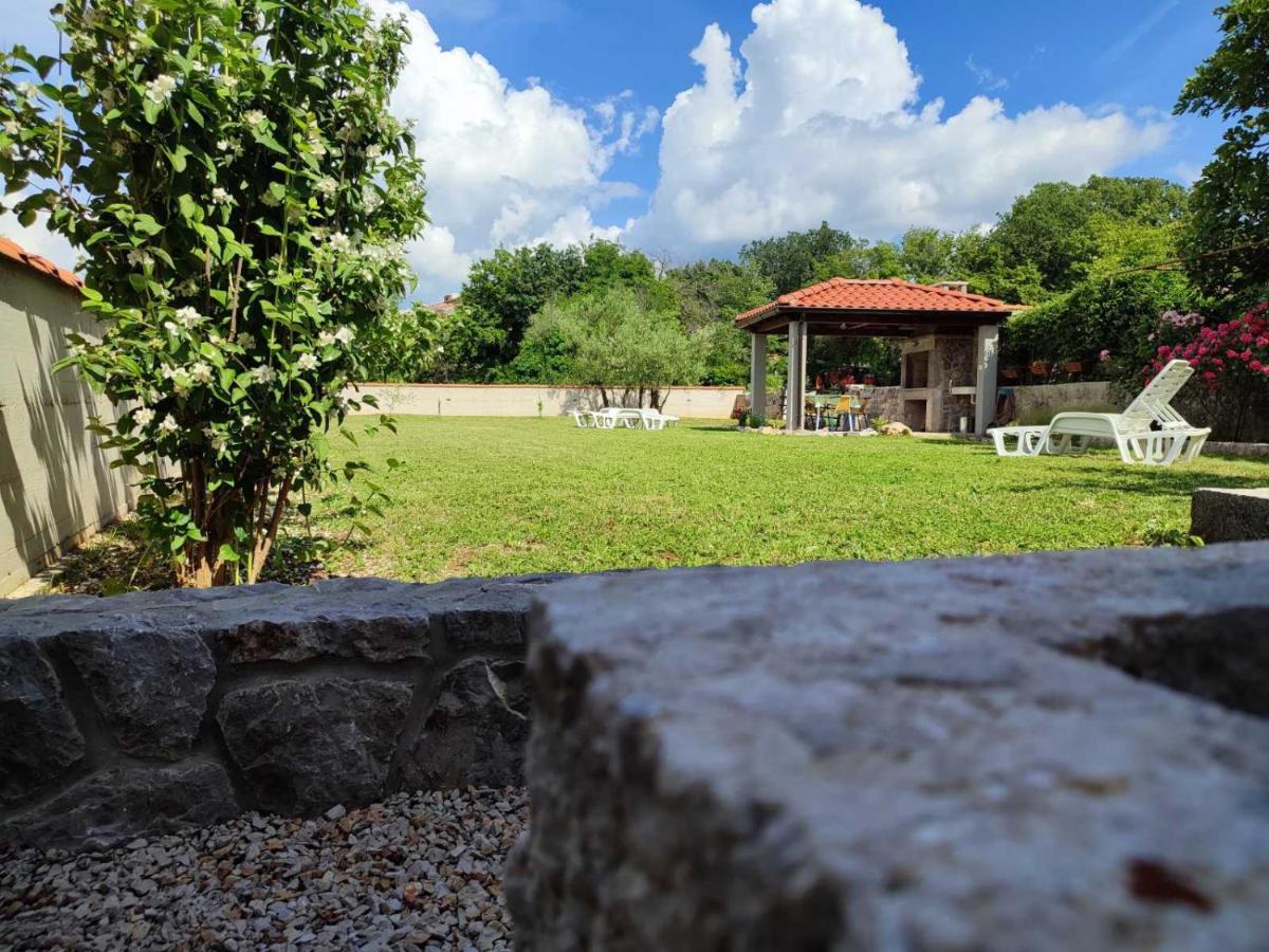 Villa Kuca Dumar Malinska Exterior foto